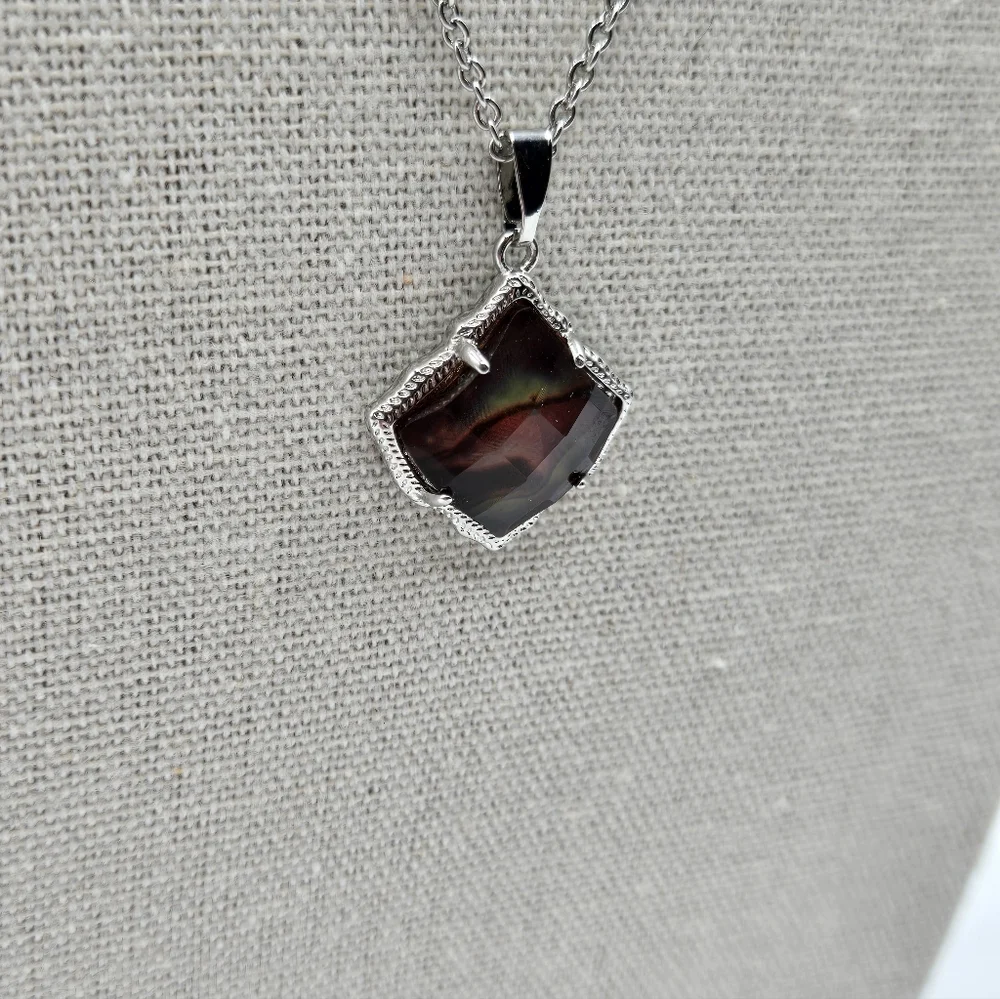 KENDRA SCOTT Davie Pendant Silver Tone Iridescent Dichroic Glass Bronze - Picture 5 of 7